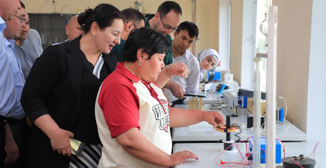 Fizika fanidan laboratoriya mashgʻulotlarini tashkil etish metodikasi